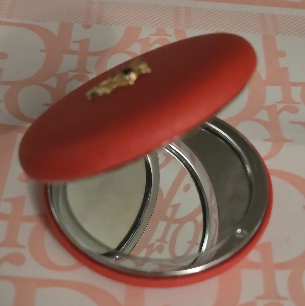 Beautiful Bee Compact Mirror NEW